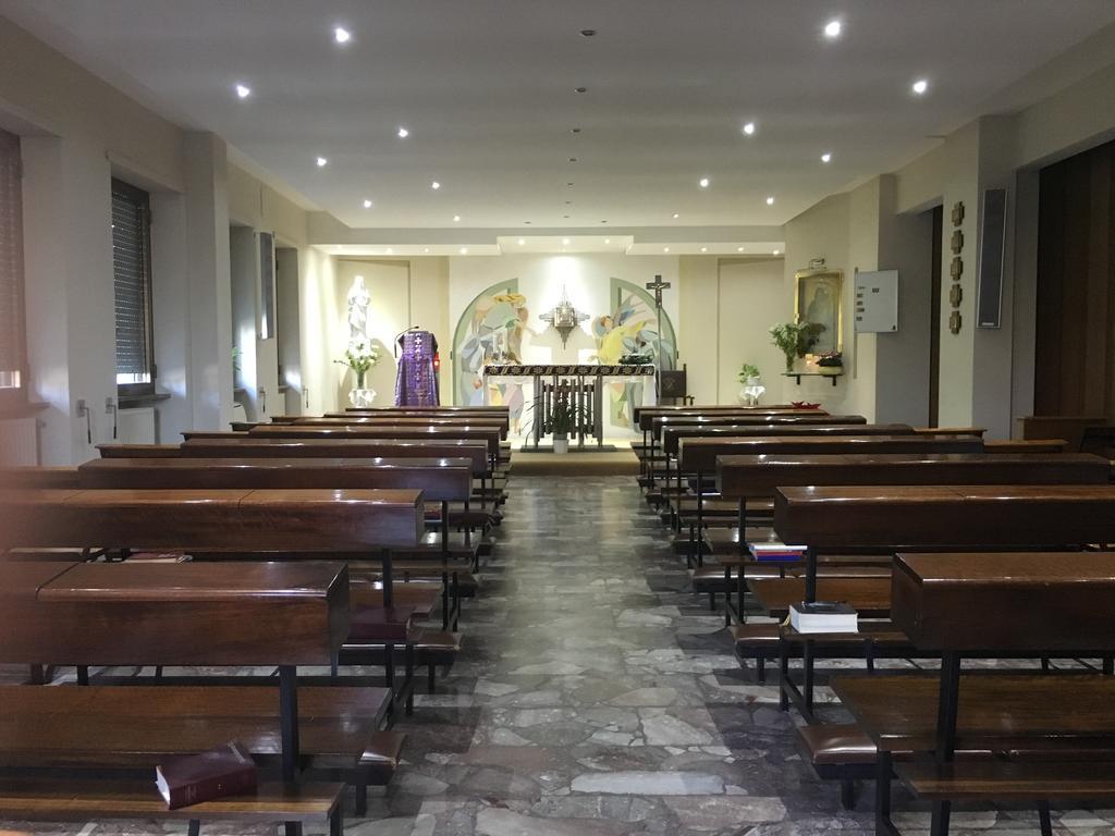 Casa Nostra Signora Hotel Isola Farnese Ngoại thất bức ảnh