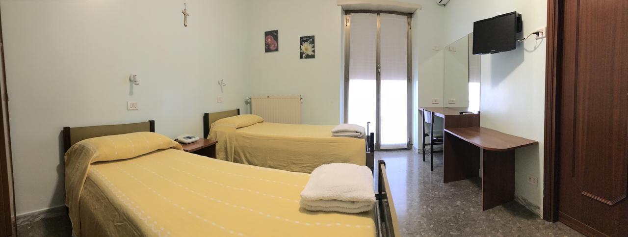 Casa Nostra Signora Hotel Isola Farnese Ngoại thất bức ảnh